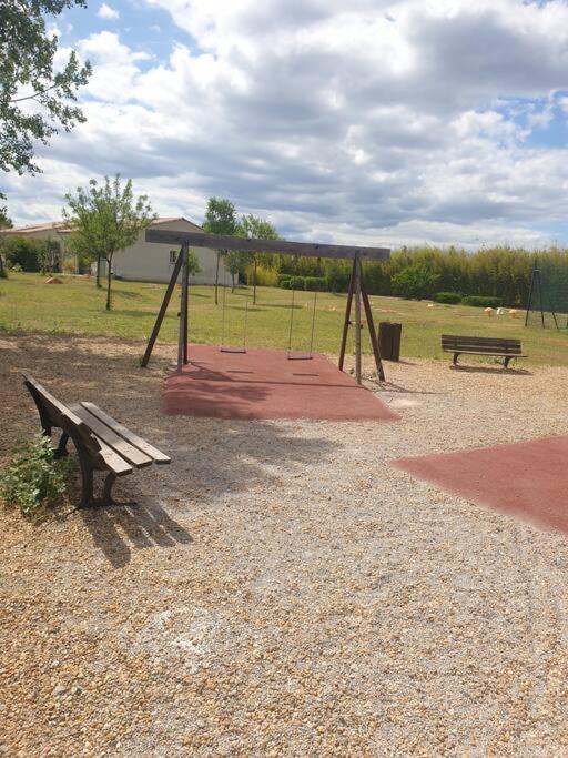 Agreable Villa En Petite Camargue 35 M2 Wifi ガラルグ・ル・モンテュ エクステリア 写真